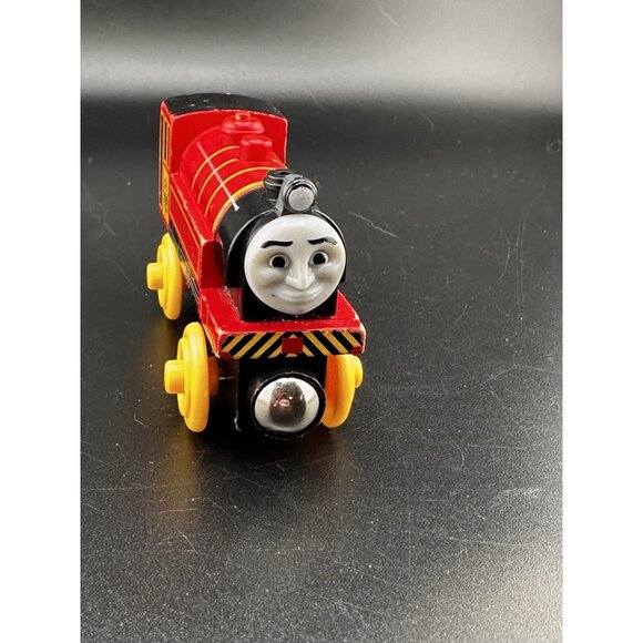 Thomas Wooden Railway Victor Steam Works Train Engine 2003 Learning Curve Vtg - Picture 2 of 13